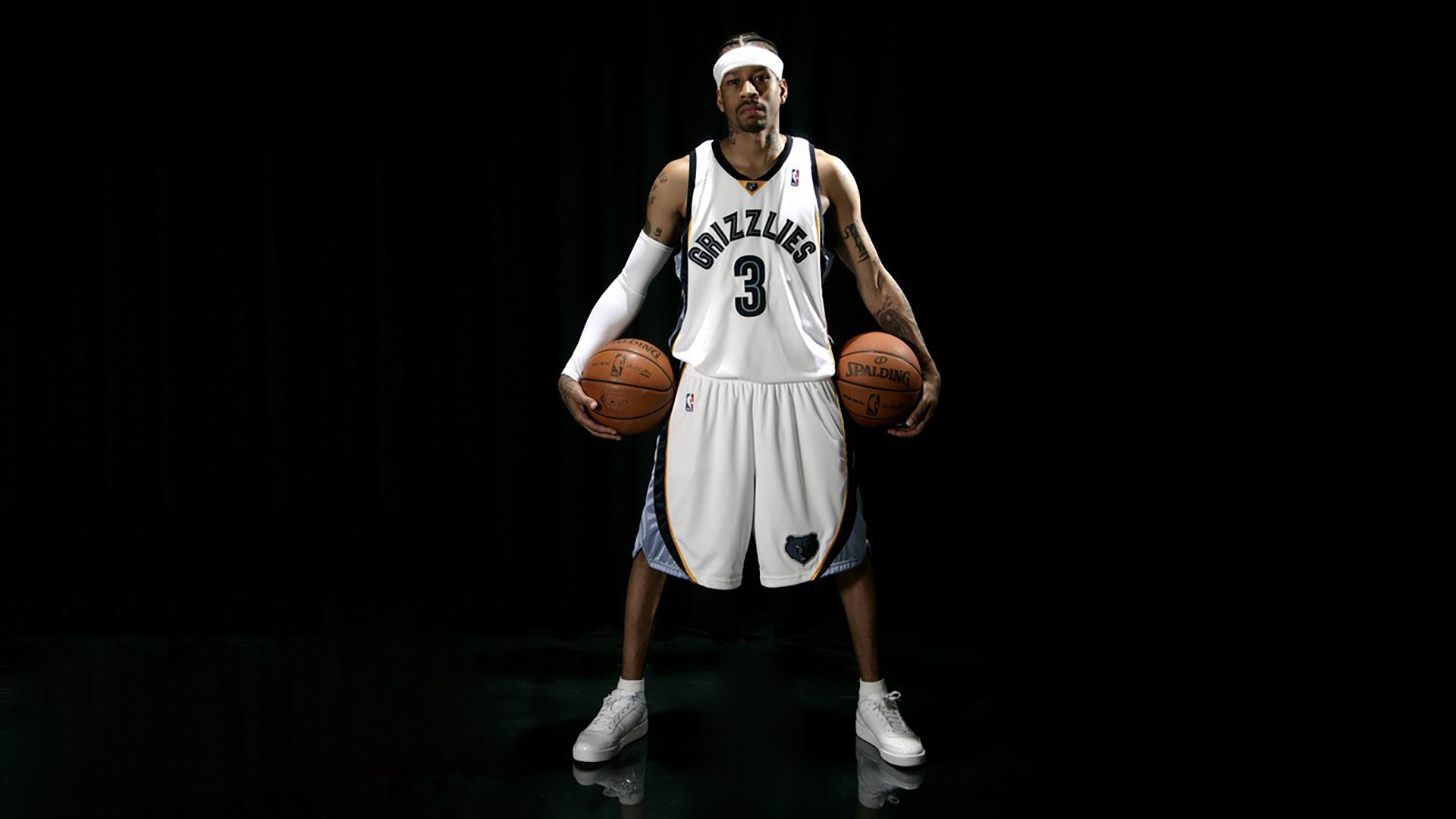 NBA季后赛次轮前瞻：掘金vs森林狼，内线禁区的“泰坦之战”。